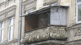 Депутати вимагають від Садового обстежити всі балкони у Львові