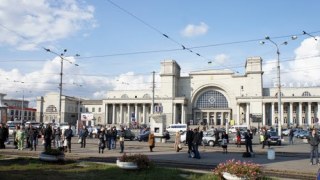 Вокзал у Дніпропетровську працює у звичному режимі