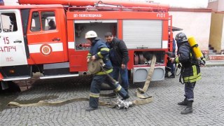 У Львові вогнеборці запобігли пожежі