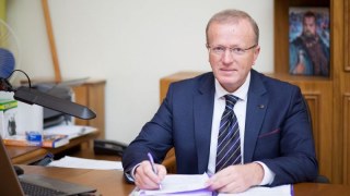 Головний освітянин Львівщини у лютому отримав 24 тисячі посадового окладу
