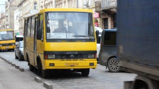 На Львівщині загорівся автобус