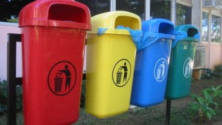 У Львівській фан-зоні встановлять контейнери для роздільного збору сміття