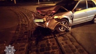 У Львові на перехресті Миколайчука-Лінкольна зіткнулися двоє п'яних водіїв