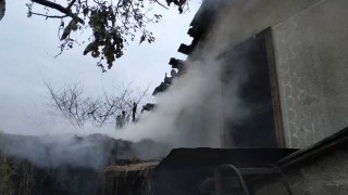 9 рятувальників ліквідовували пожежу у будівлі на Самбірщині
