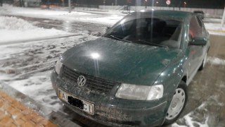 На кордоні з Польщею виявили авто з підробленими документами