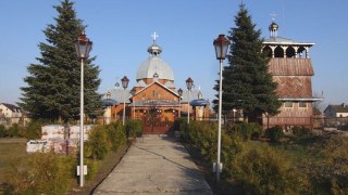 На Яворівщині за сім мільйонів відреставрують старовинну дерев'яну церкву