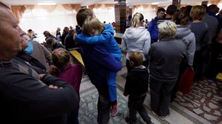 Переселенці з Криму та Сходу отримали понад 2,15 млрд грн