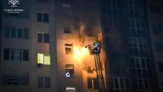 У Львові чоловік отримав опіки внаслідок пожежі в багатоповерхівці