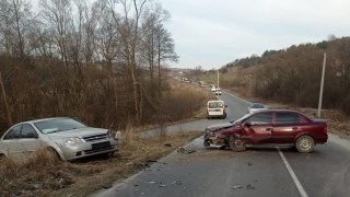 На Львівщині у ДТП постраждав водій Chevrolet Lacetti