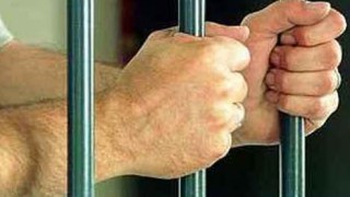 Правоохоронцю "світить" до 8 років тюрми за викрадення людини