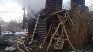 На Миколаївщині згоріла дача