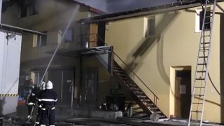 У Львові понад 30 рятувальників гасили пожежу в офісі вулиці Данила Апостола