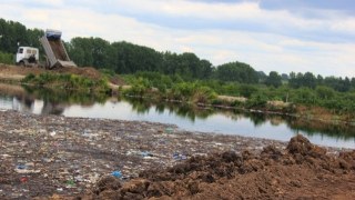Вода із каналізації забруднює довкілля на Львівщині