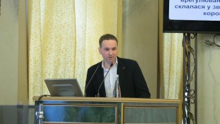 Головний медик Львівщини у квітні отримав 10 тисяч за виконання особливо важливої роботи