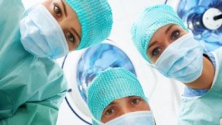 Верховна Рада ухвалила 3-річні контракти медичних працівників