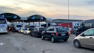 На кордоні з Польщею – черги на 130 авто та 10 автобусів
