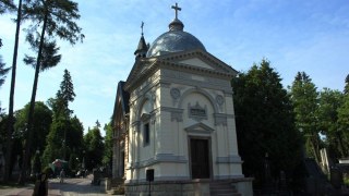 Личаківський цвинтар збільшив вартість квитка для туристів
