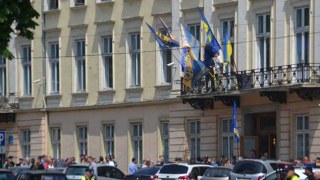 Під час сутички у Львівській облраді постраждали 11 правоохоронців
