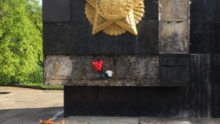 Лише один ветеран прибув до Монументу Слави у Львові відзначити перемогу над нацизмом