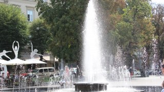 У центрі Львова запрацювали фонтани