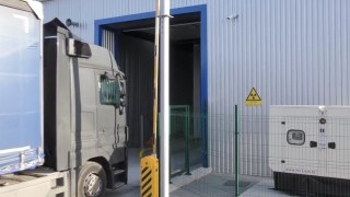 У трьох пунктах пропуску Львівщини запустили сканери для вантажівок