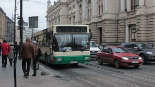 У Львові курсуватиме тимчасова маршрутка до площі Соборної