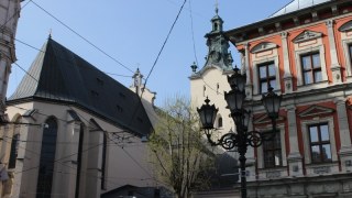 У трьох районах Львова та Брюховичах не буде світла