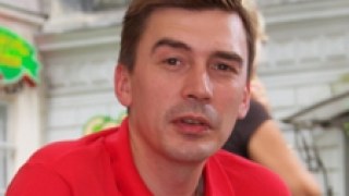 Добродомов відмовився боротися на парламентських виборах з Тарасом Козаком
