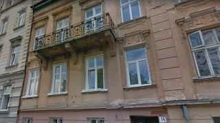 Приміщення у будинку в Галицькому районі Львова продають за півмільйона гривень