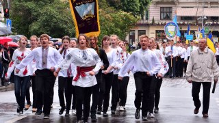 У Львові відзначили День Героїв святковою ходою