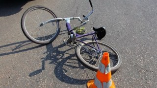 На Львівщині водій збив пенсіонера-велосипедиста