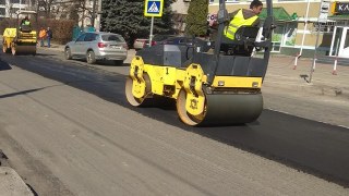 У Львові стартували роботи із ліквідації ям на дорогах