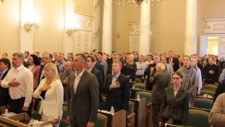 Депутати Львівщини вимагають у Зеленського розібратися із ситуацією щодо ДБР і Парубія
