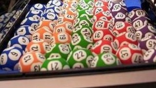 Закон, який знімає обмеження кількості операторів лотерей в Україні набув чинності сьогодні