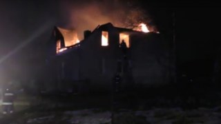 На Львівщині жінка отримала опіки через пожежу у будинку