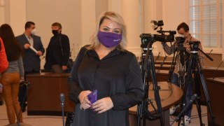 Депутатка Шелестак придбала бюджетну іномарку