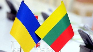 Литва тимчасово відмовилась надавати притулок українцям
