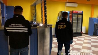 У Львові на Пасічній викрили нелегальний гральний заклад