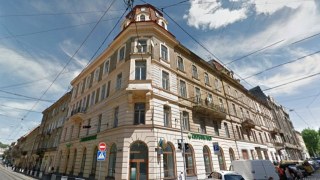 Львівська міськрада продає 4-поверховий будинок на вул. Дорошенка