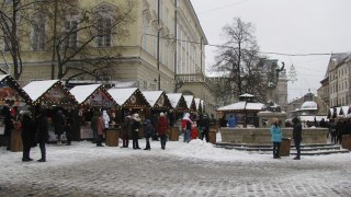 Українці не працюватимуть на католицьке Різдво уже з цього року