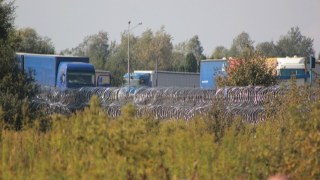 На кордоні з Польщею – черги на 600 вантажівок