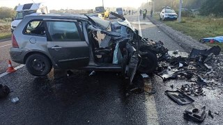 На Городоччині у потрійній ДТП загинули водій і пасажир авто