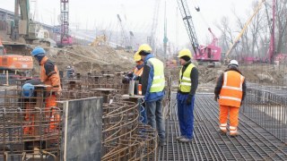 Польща депортувала 3 українських нелегалів, які будували залізничний міст в Тарнуві