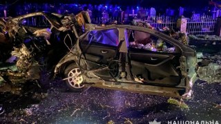 На Золочівщині водій Hyundai в'їхав у дерево та загинув