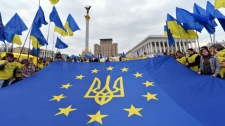 Азаров та Янукович бояться повторення майдану, – політолог
