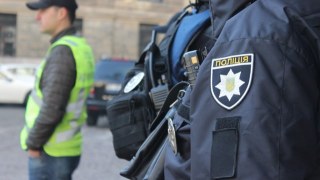 Львівського поліцейського спіймали на хабарі у сім тисяч