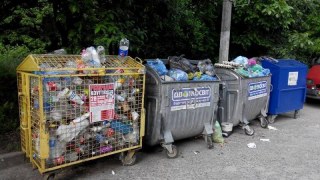 У Львові знову накопичується сміття