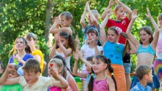 У Львові діти зможуть провести літні канікули в гуртках та таборах