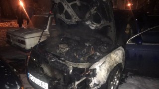 У Львові вщент згорів Volkswagen Passat