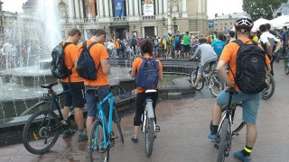 У Львові перекриватимуть рух на деяких вулицях міста через благодійний велопроїзд
